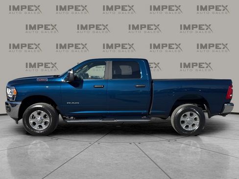 Used 2024 RAM 2500 Big Horn w/ Level 2 Equipment Group image 2