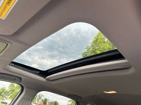 Used 2021 Honda CR-V EX image 5