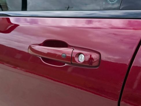 Used 2017 Jeep Grand Cherokee Altitude image 27