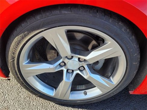 Used 2018 Chevrolet Camaro LT w/ RS Package image 14
