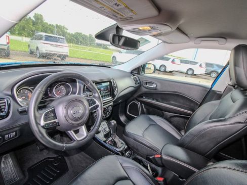 Used 2018 Jeep Compass Limited w/ Navigation Group AWD/4WD image 15