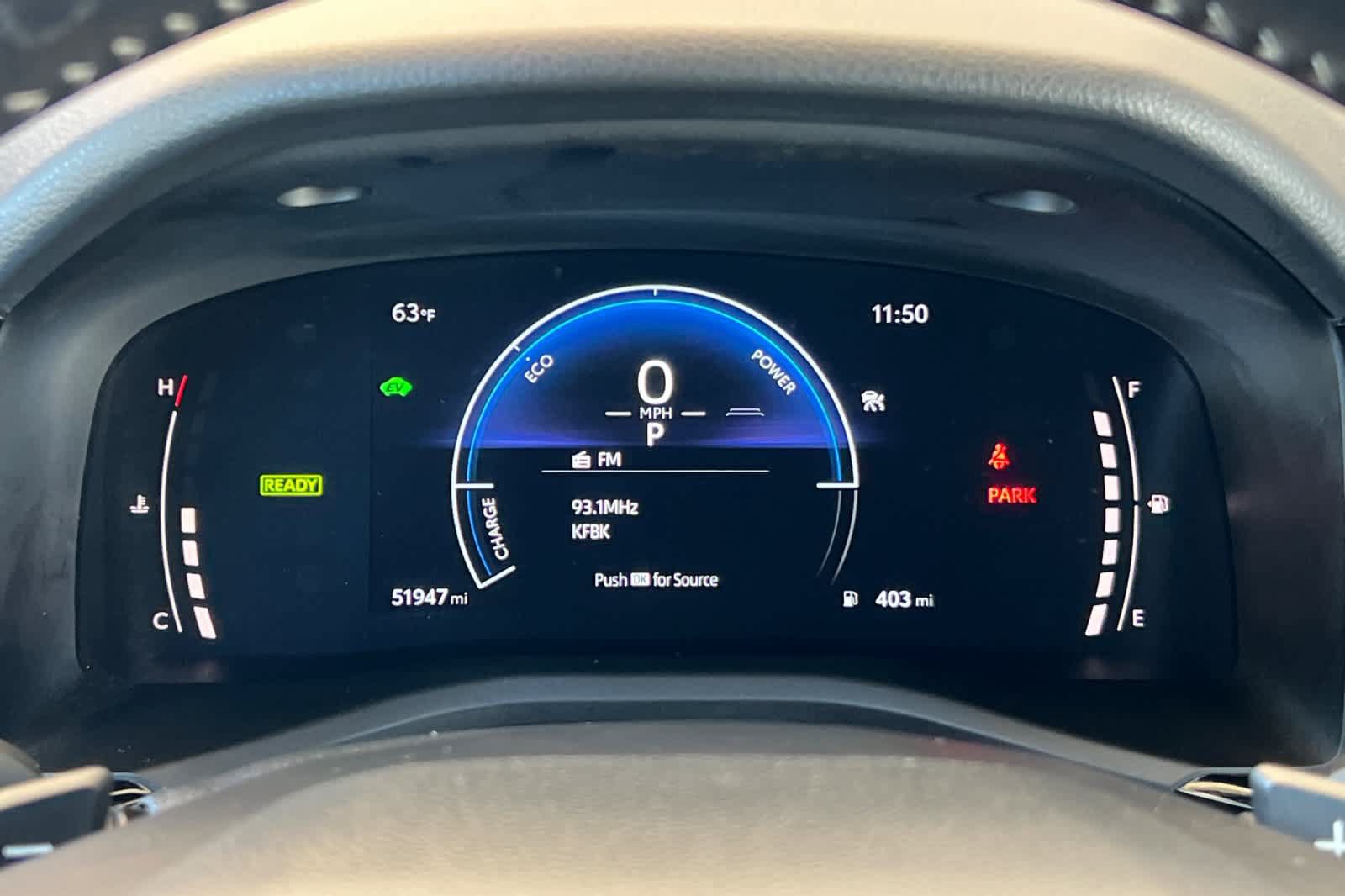 Certified 2025 Toyota Camry SE FWD image 27