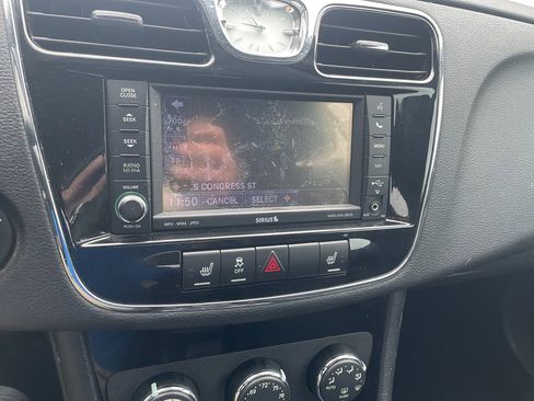 Used 2013 Chrysler 200 S image 22