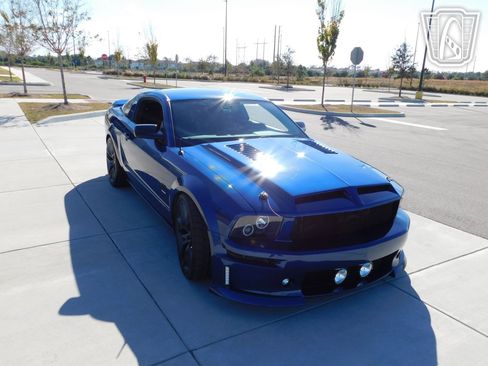 Used 2006 Ford Mustang GT image 9