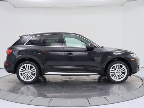 Used 2020 Audi Q5 2.0T Premium Plus w/ Premium Plus Package image 6