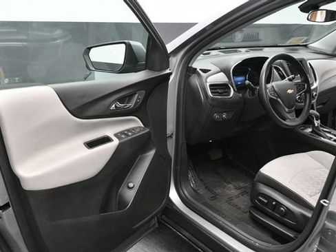 Used 2023 Chevrolet Equinox LT w/ Driver Convenience Package AWD/4WD image 33