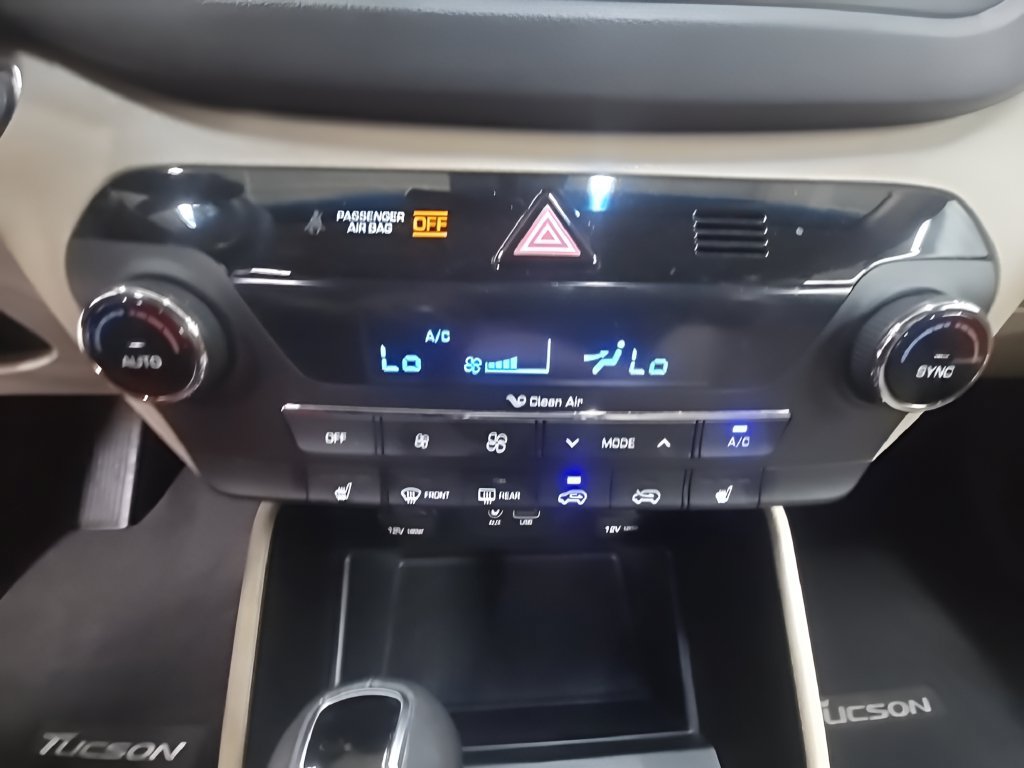 Used 2016 Hyundai Tucson Limited FWD image 35