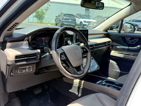 Used 2020 Lincoln Corsair AWD w/ Equipment Group 101A image 9