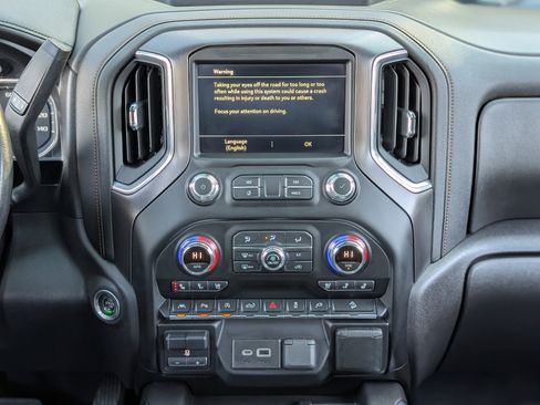 Used 2021 GMC Sierra 1500 AT4 w/ AT4 Premium Package image 26