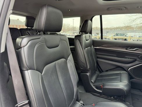 Used 2022 Jeep Grand Cherokee L Limited w/ Trailer Tow Group (B) image 22