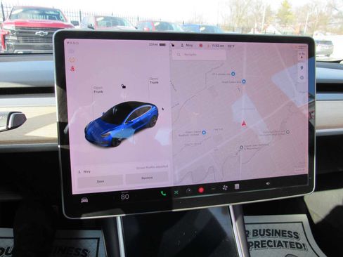 Used 2018 Tesla Model 3 Long Range image 18