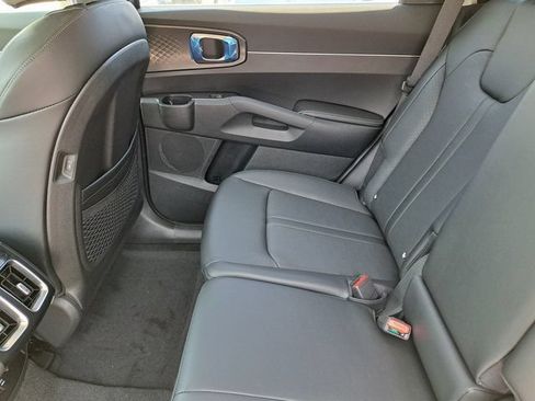 New 2026 Kia Sorento S w/ S Panoramic Sunroof Package FWD image 13
