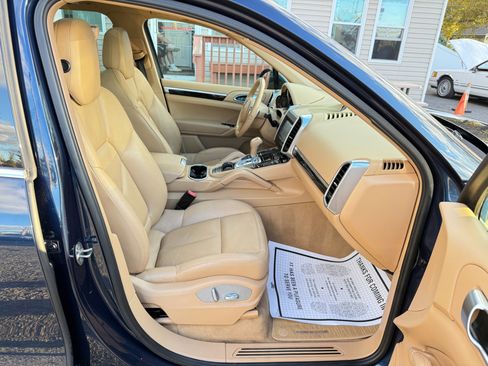 Used 2012 Porsche Cayenne image 48