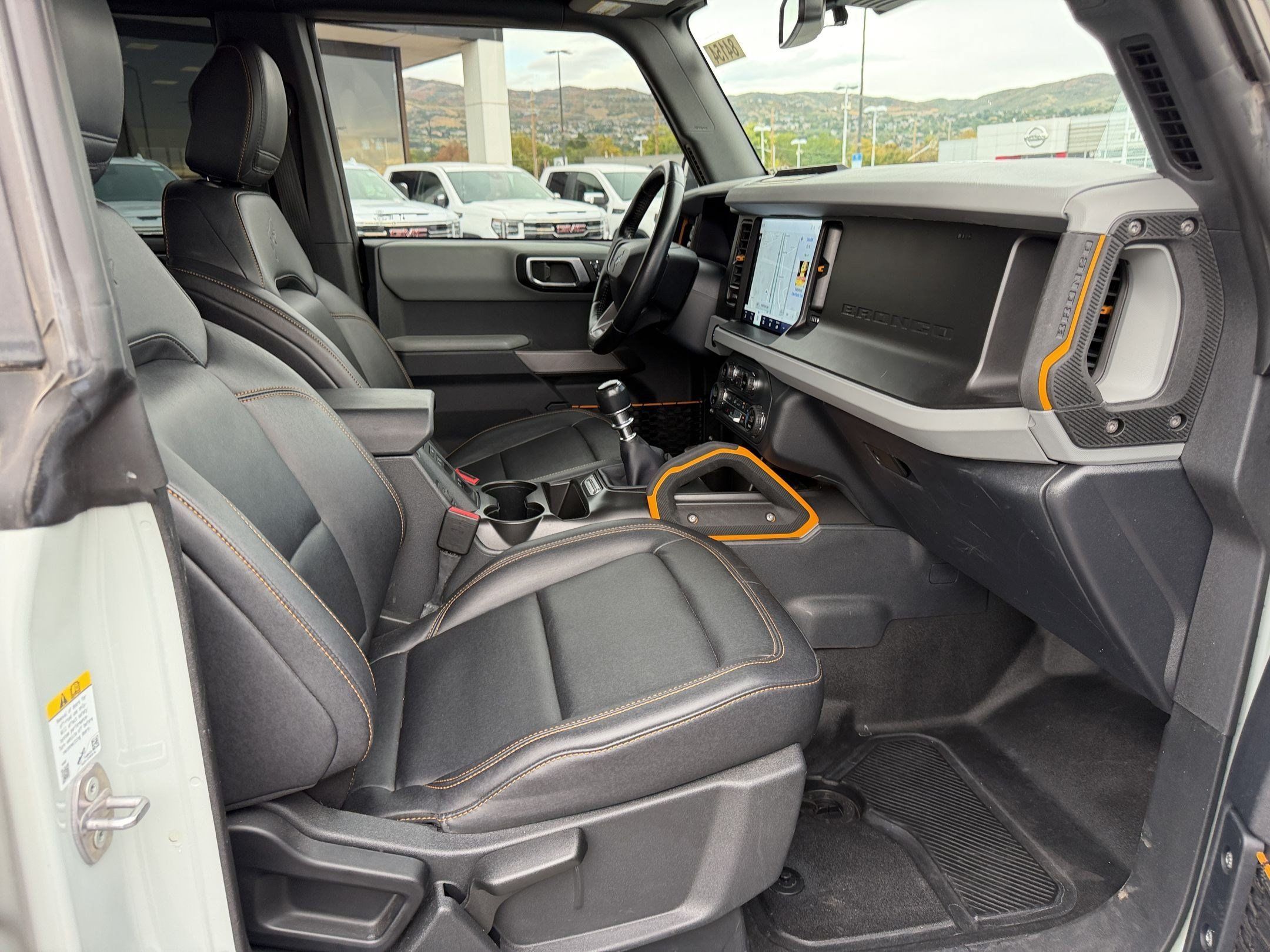 Used 2023 Ford Bronco Badlands w/ Sasquatch Package AWD/4WD image 30
