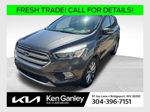 Used 2017 Ford Escape Titanium AWD/4WD image 1