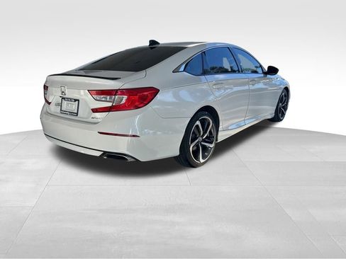 Used 2022 Honda Accord Sport image 3