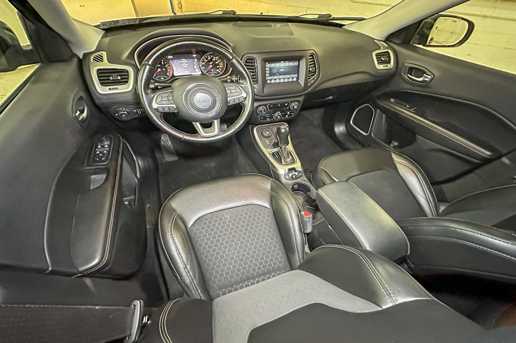 Used 2019 Jeep Compass Latitude w/ Popular Equipment Group AWD/4WD image 12