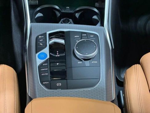 Used 2025 BMW i4 xDrive40i w/ Premium Package image 16