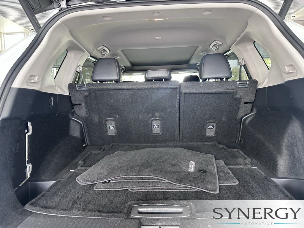 Used 2023 Nissan Rogue SL w/ SL Premium Package FWD image 10