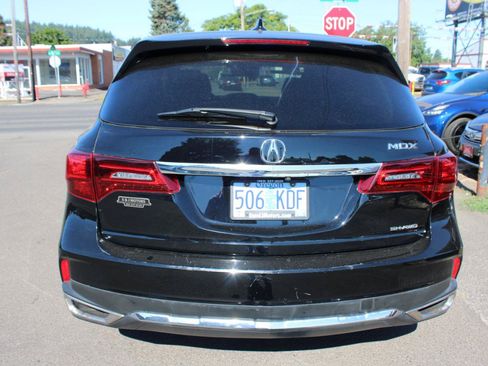 Used 2017 Acura MDX SH-AWD image 5