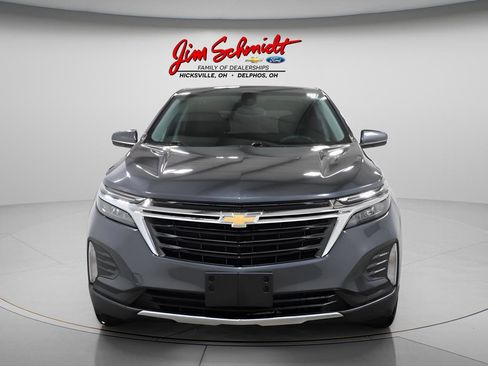 Used 2023 Chevrolet Equinox LT image 3