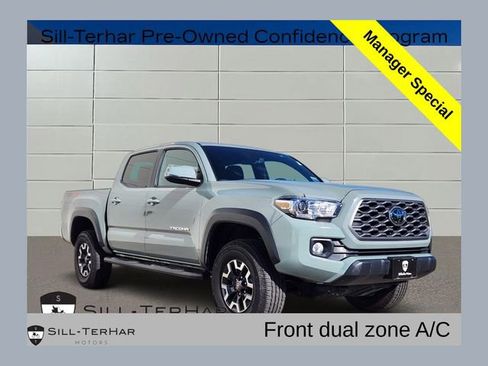 Used 2022 Toyota Tacoma TRD Off-Road image 1