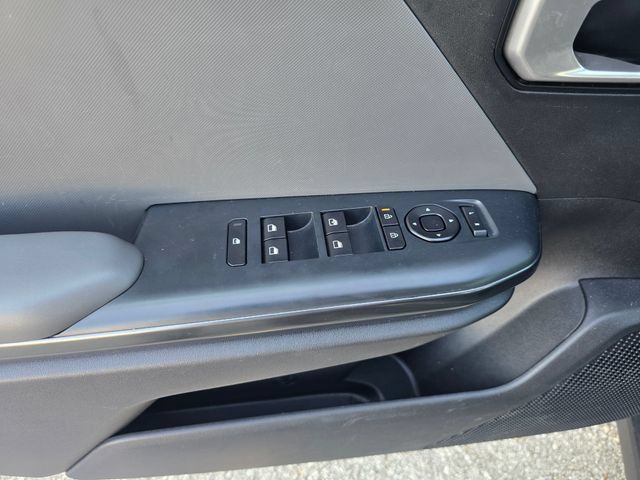 Used 2025 Kia K4 FWD image 13