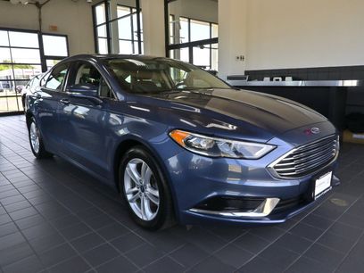 Used 2018 Ford Fusion SE w/ Fusion SE Technology Package