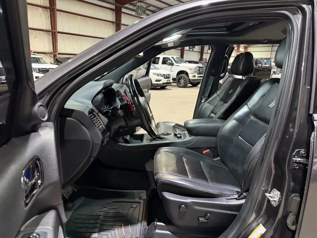 Used 2020 Dodge Durango R/T w/ Blacktop Package AWD/4WD image 14