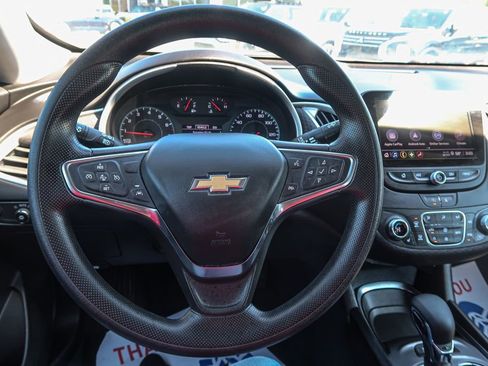 Used 2024 Chevrolet Malibu LT FWD image 27