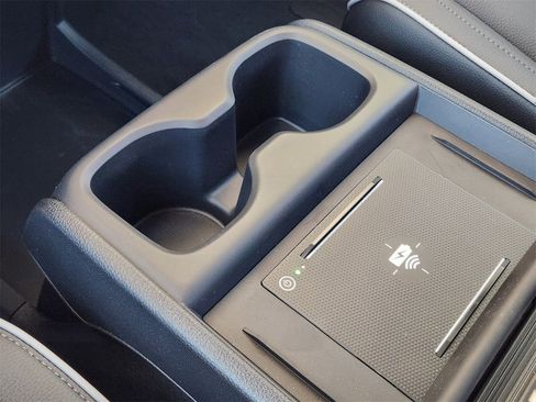 New 2026 Honda Odyssey Touring image 15