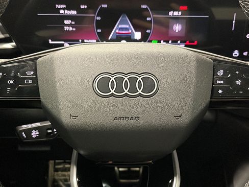 Used 2025 Audi SQ5 Premium Plus AWD/4WD image 16