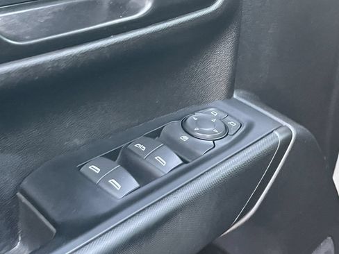Used 2021 Chevrolet Silverado 1500 Custom RWD image 10