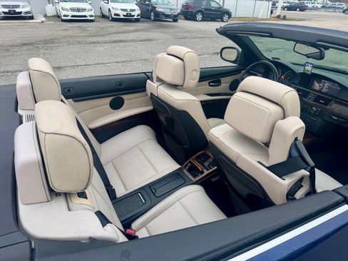 Used 2013 BMW 328i Convertible RWD image 20