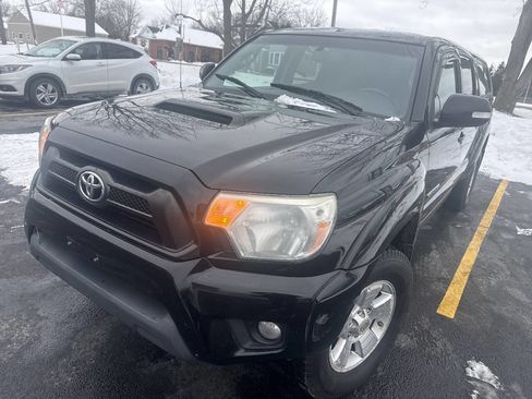 Used 2012 Toyota Tacoma 4x4 Double Cab w/ TRD Sport Pkg image 12