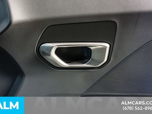 Used 2025 Kia K4 LXS image 43