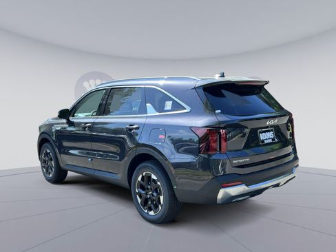 New 2026 Kia Sorento S AWD/4WD image 4
