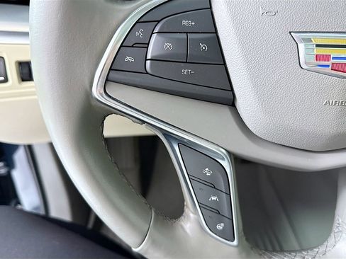 Used 2019 Cadillac XT5 Luxury FWD image 11