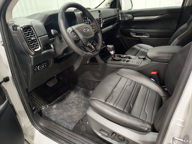 New 2026 Ford Ranger Lariat w/ Black Appearance Package AWD/4WD image 22