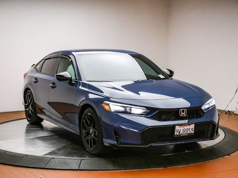 Used 2026 Honda Civic FWD Hybrid Sedan image 3