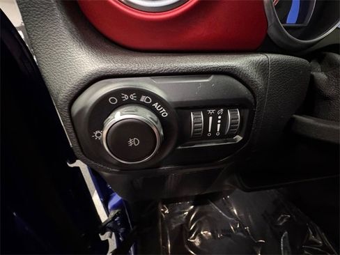 Used 2018 Jeep Wrangler Unlimited Rubicon image 22
