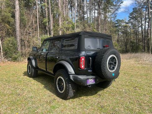 Used 2023 Ford Bronco Badlands w/ Sasquatch Package image 5