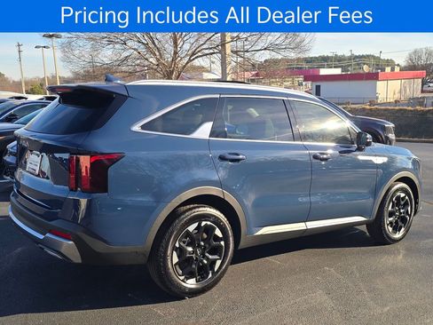 New 2026 Kia Sorento S w/ S Panoramic Sunroof Package FWD image 3