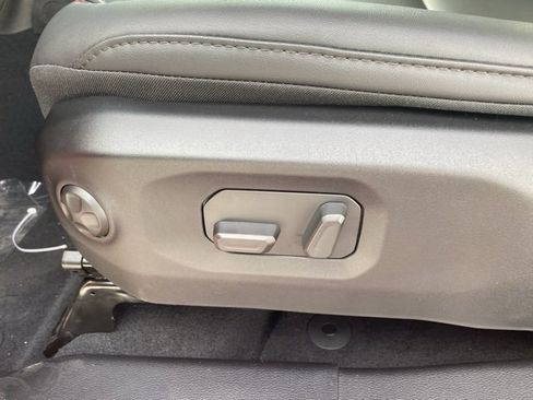 New 2026 Jeep Gladiator Rubicon w/ Safety Group image 16