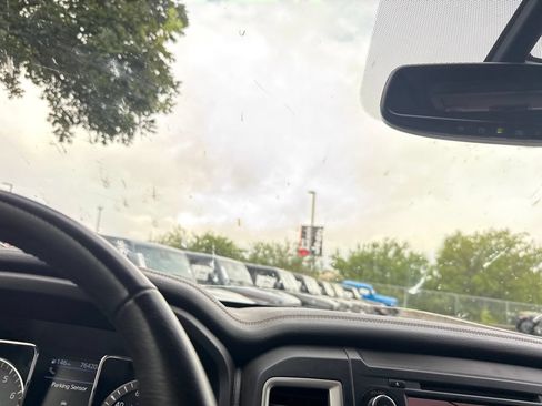 Used 2019 Nissan Titan SL w/ Midnight Edition AWD/4WD image 26