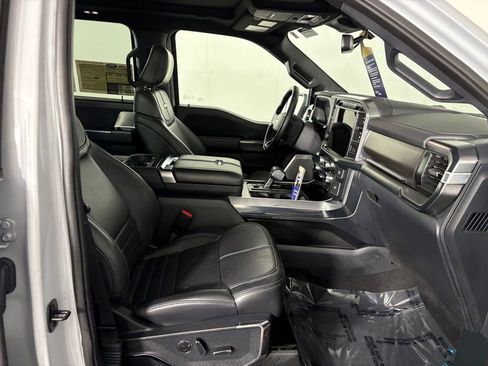 Certified 2025 Ford F150 Platinum w/ Equipment Group 702A High image 37