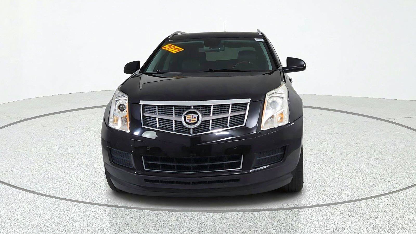 Used 2011 Cadillac SRX Luxury FWD image 2