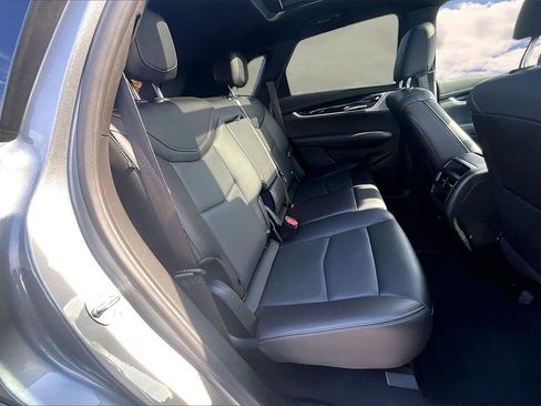 Certified 2025 Cadillac XT5 Premium Luxury image 25