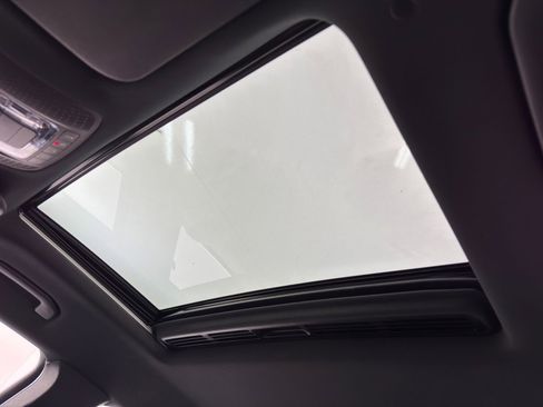 Used 2022 Mercedes-Benz GLS 450 4MATIC image 12