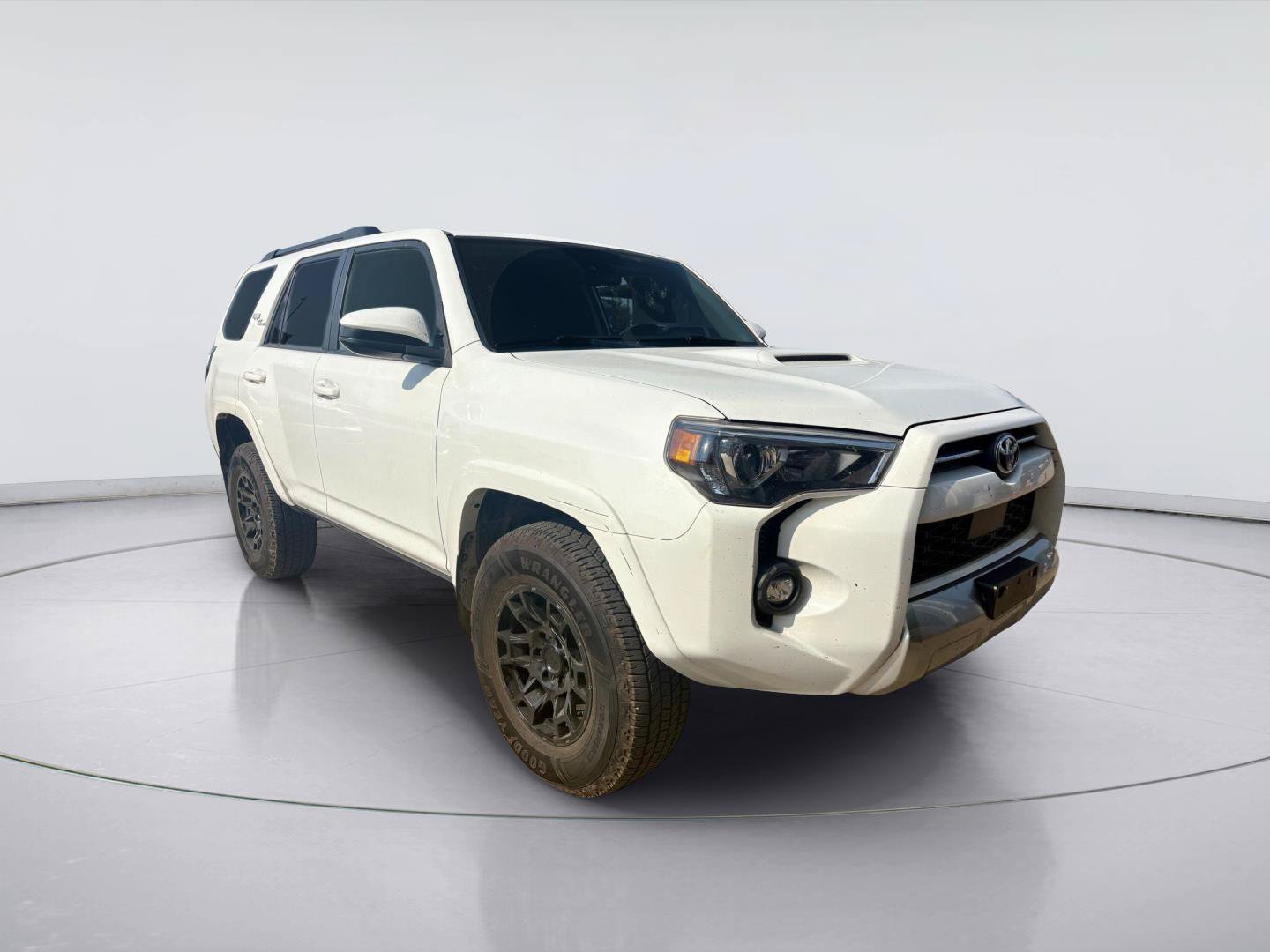 Used 2023 Toyota 4Runner TRD Off-Road AWD/4WD image 1
